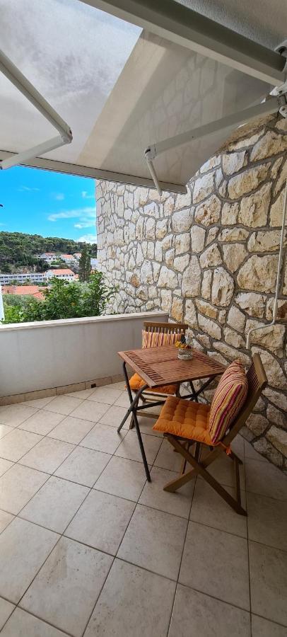 Apartments Antonia Hvar Town Exterior photo