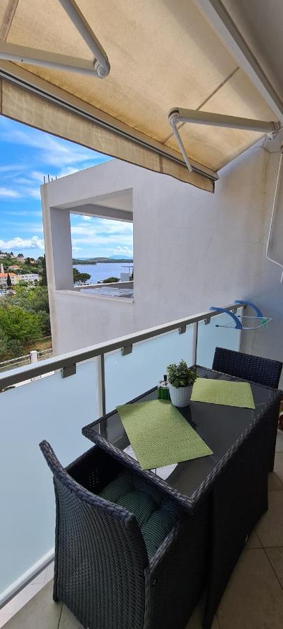 Apartments Antonia Hvar Town Exterior photo