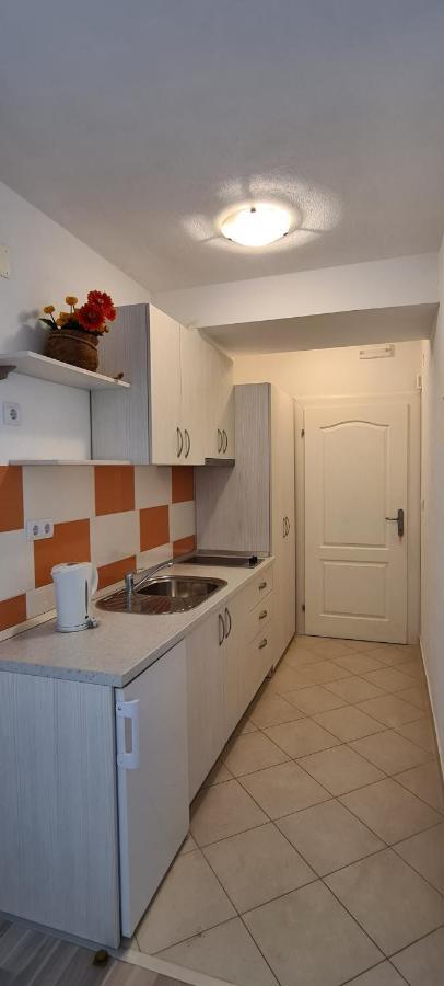 Apartments Antonia Hvar Town Exterior photo