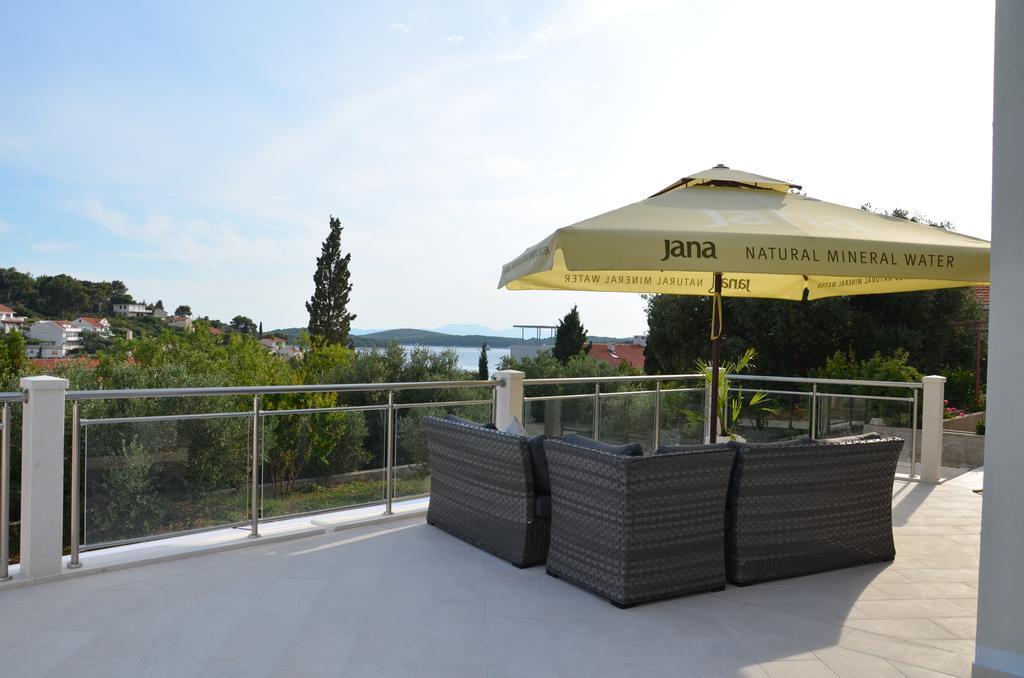 Apartments Antonia Hvar Town Exterior photo
