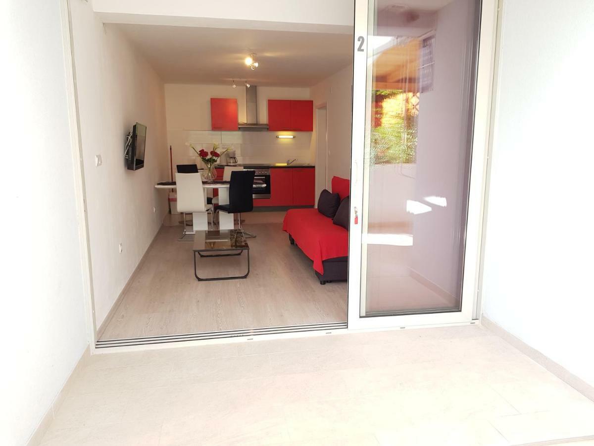 Apartments Antonia Hvar Town Exterior photo