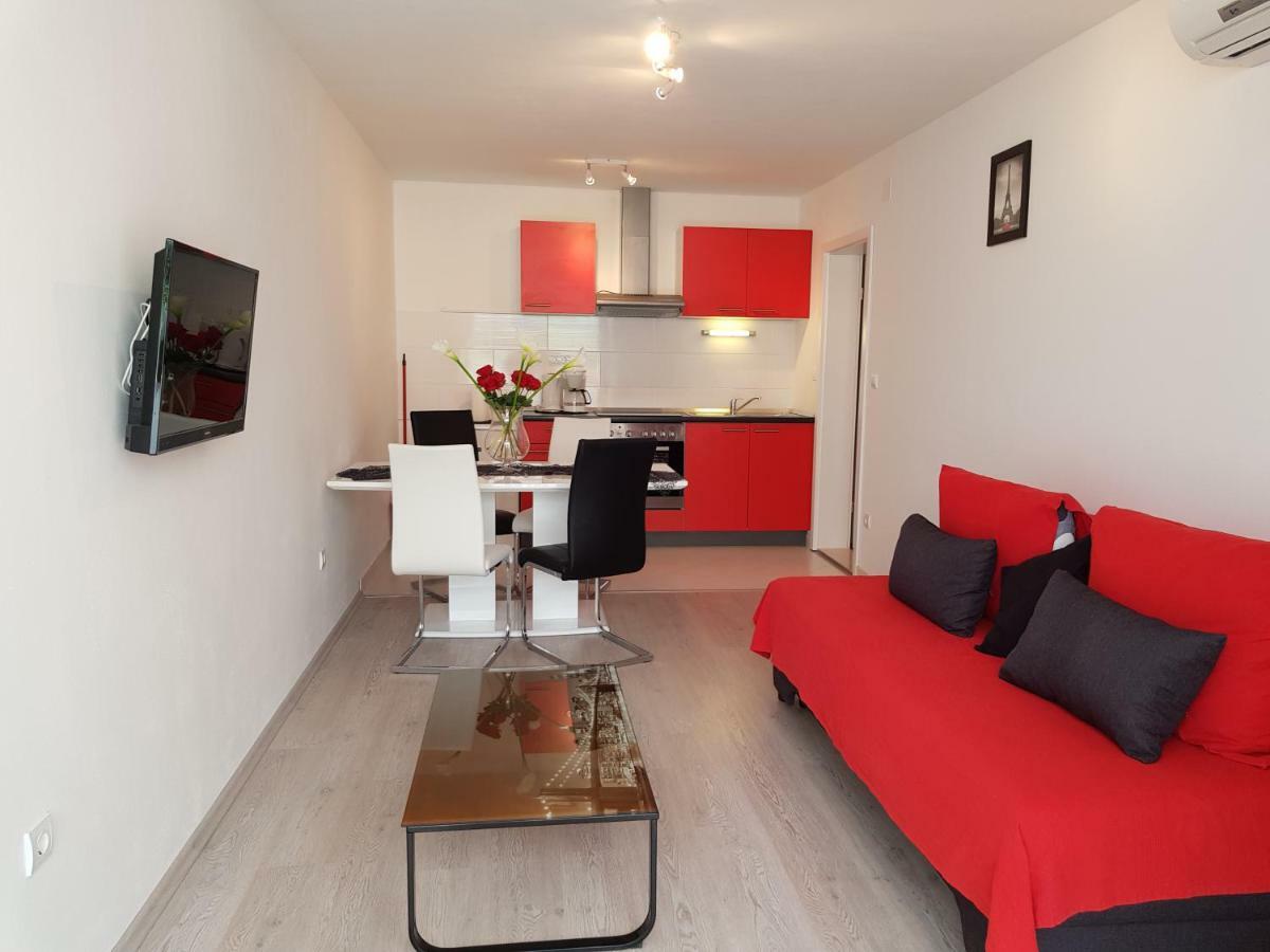 Apartments Antonia Hvar Town Exterior photo